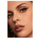 MAKE UP