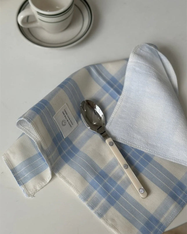 Retro Pastel Blue Checker Placemat for Dopamine Table Setting