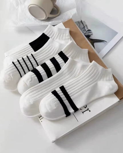 5 Pairs Womens Socks Lovely Cow Pattern Short Socks Creative Printing Socks Ankle Sock