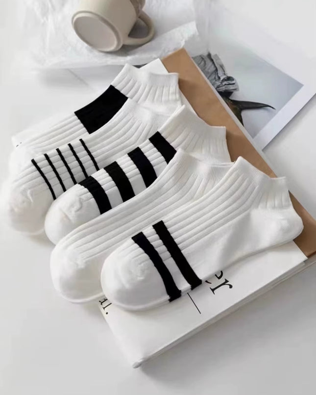 5 Pairs Womens Socks Lovely Cow Pattern Short Socks Creative Printing Socks Ankle Sock