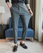 02 Grey / 28
