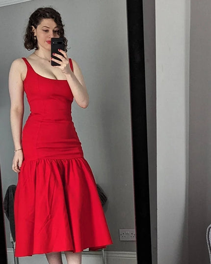 Midi Holiday Dress 2024 New Arrivals Red Spaghetti Strap Elegant Hem Dress Casual Birthday Party Dresses